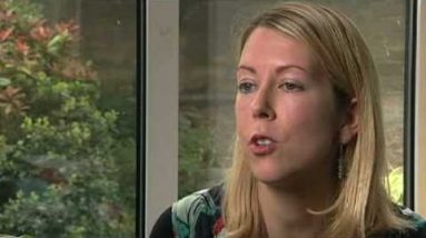 Eczema - how to apply emollients properly from Sheffield Childrens Hospital 4 1680601956 hqdefault