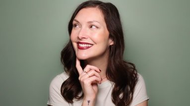 Last Minute Beauty Gifts: 10 Versatile Ideas for the Holidays! 8 1703253683 maxresdefault